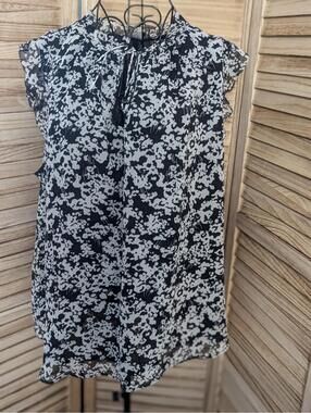 Lane Bryant Blouse High Neck Black White Floral Work Size 22/24